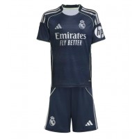 Real Madrid Federico Valverde #8 Vonkajší Detský futbalový dres 2025-26 Krátky Rukáv (+ trenírky)